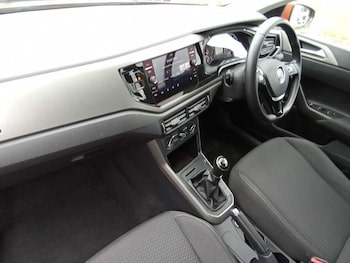Used Volkswagen Polo 2018 for sale - 75446246: Photo