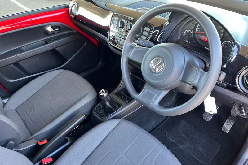 Used Volkswagen up! 2014 for sale - 77918640: Photo 6
