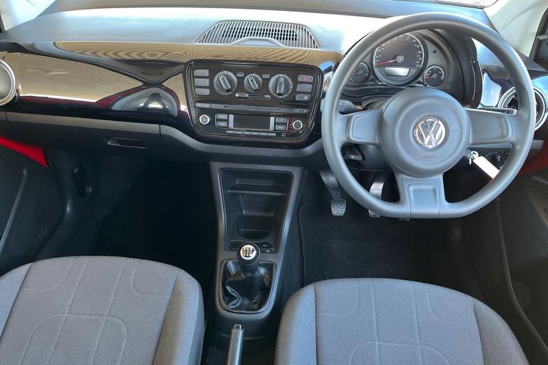 Used Volkswagen up! 2014 for sale - 77918640: Photo 9