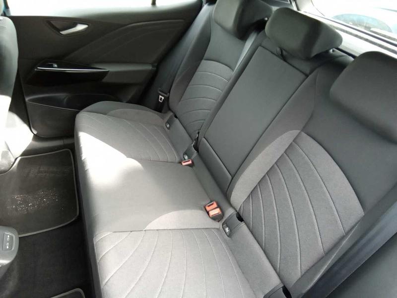 Used Volkswagen ID.3 2023 for sale - 76616213: Photo 10