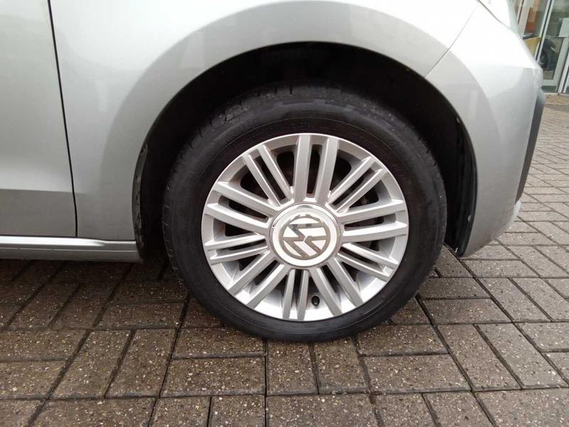 Used Volkswagen up! 2019 for sale - 77176460: Photo 5