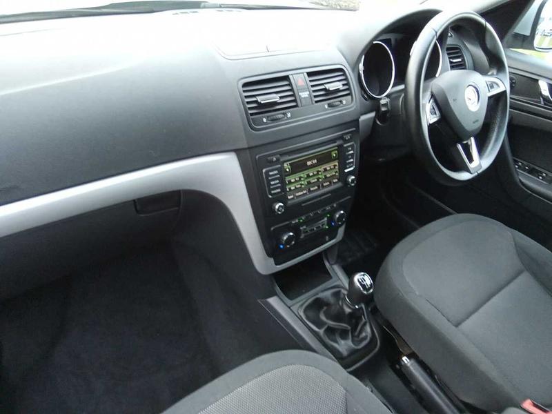 Used Skoda Yeti 2014 for sale - 77220444: Photo 2