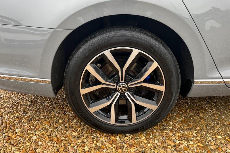 Used Volkswagen Passat 2022 for sale - 78077769: Photo 5