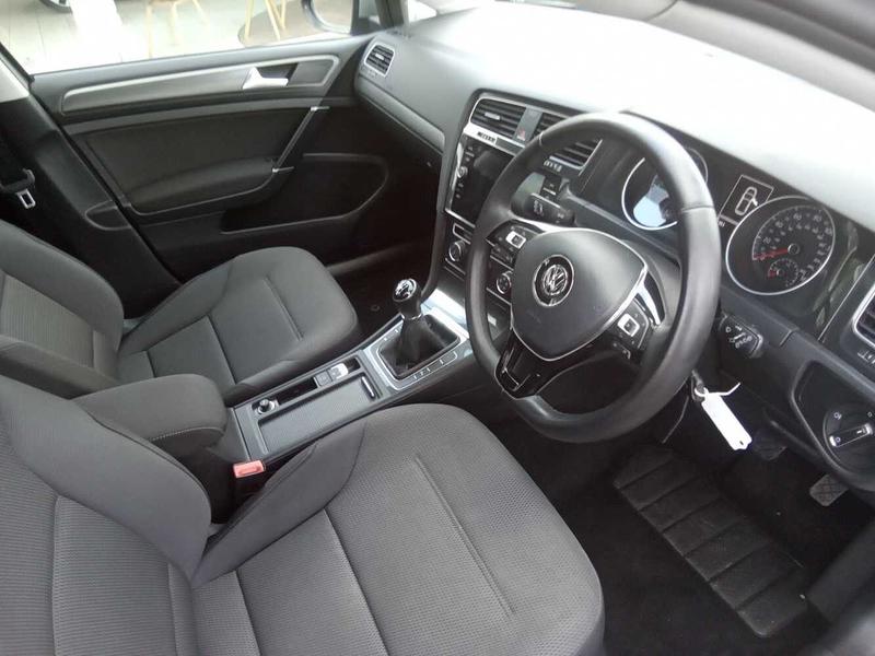 Used Volkswagen Golf 2018 for sale - 77148105: Photo 7