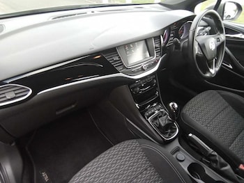 Used Vauxhall Astra 2016 for sale - 77665753: Photo