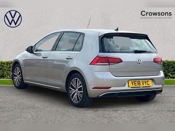 Used Volkswagen Golf 2018 for sale - 78918278: Photo