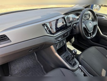 Used Volkswagen Polo 2019 for sale - 78671173: Photo