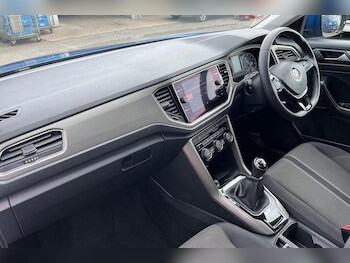 Used Volkswagen T-Roc 2020 for sale - 79280883: Photo