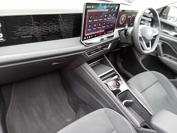 Used Volkswagen Tiguan 2025 for sale - 76252392: Photo 2