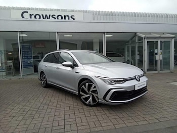 2022 - MK8 1.5 eTSI R-Line EVO (150ps) DSG Estate inch 18inch ALLOYS. Automatic 5-Door
