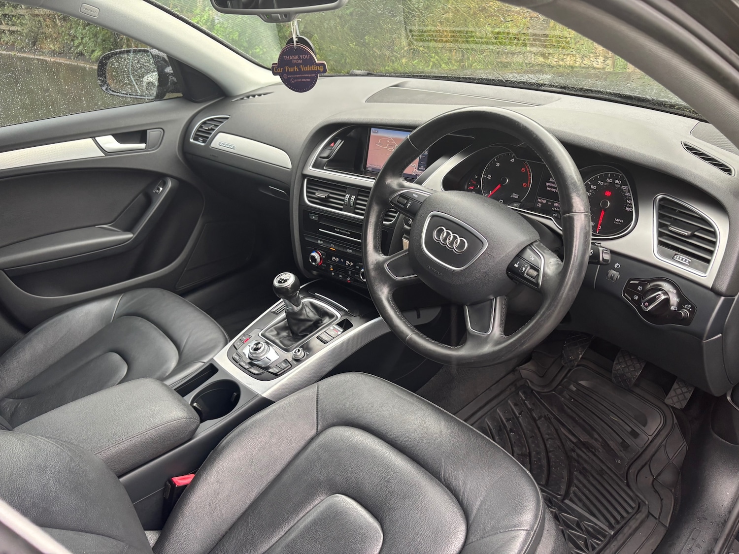 Used Audi A4 2014 for sale - 76377030: Photo 9