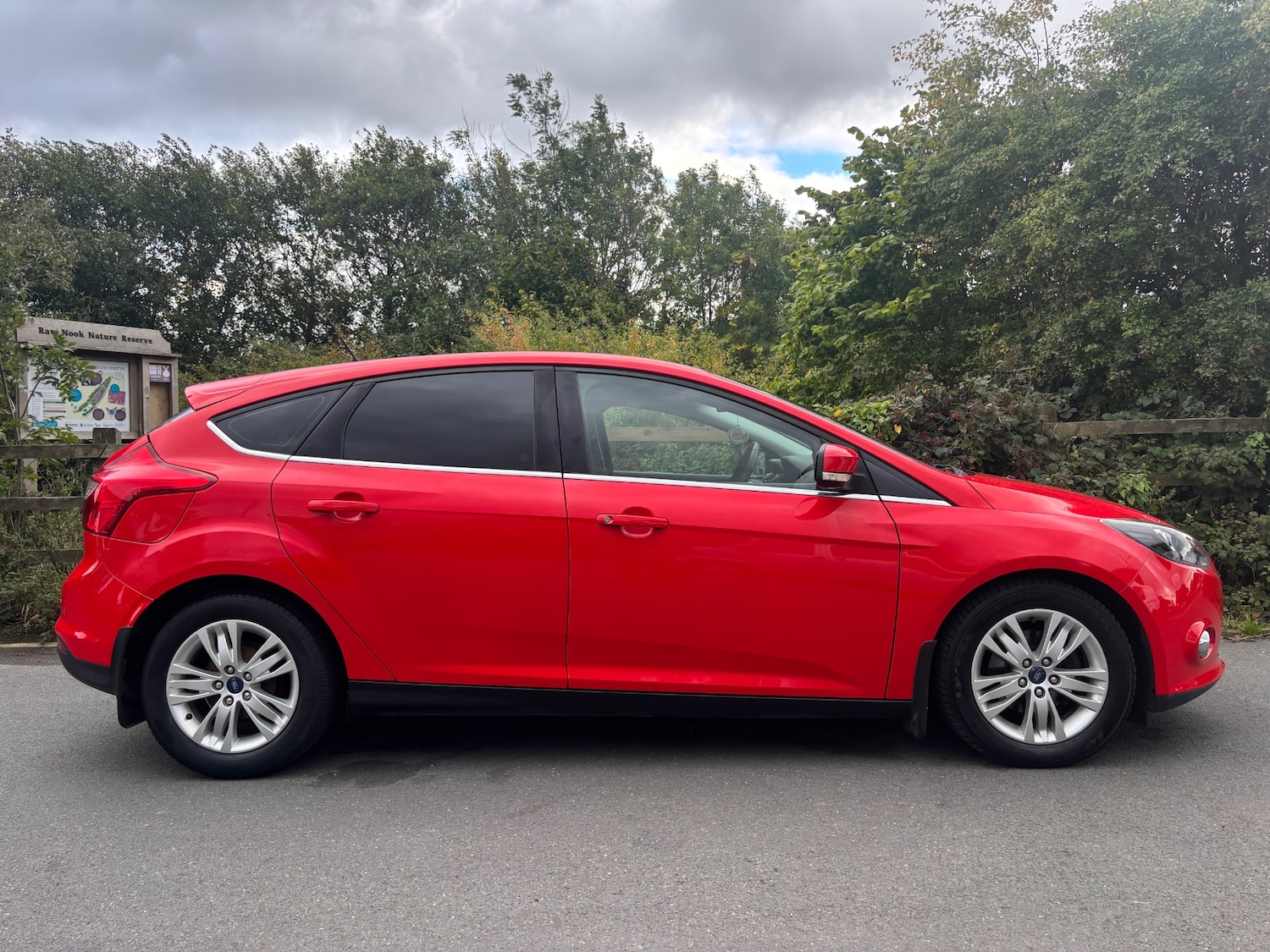 Used Ford Focus 2014 for sale - 77089612: Photo 13