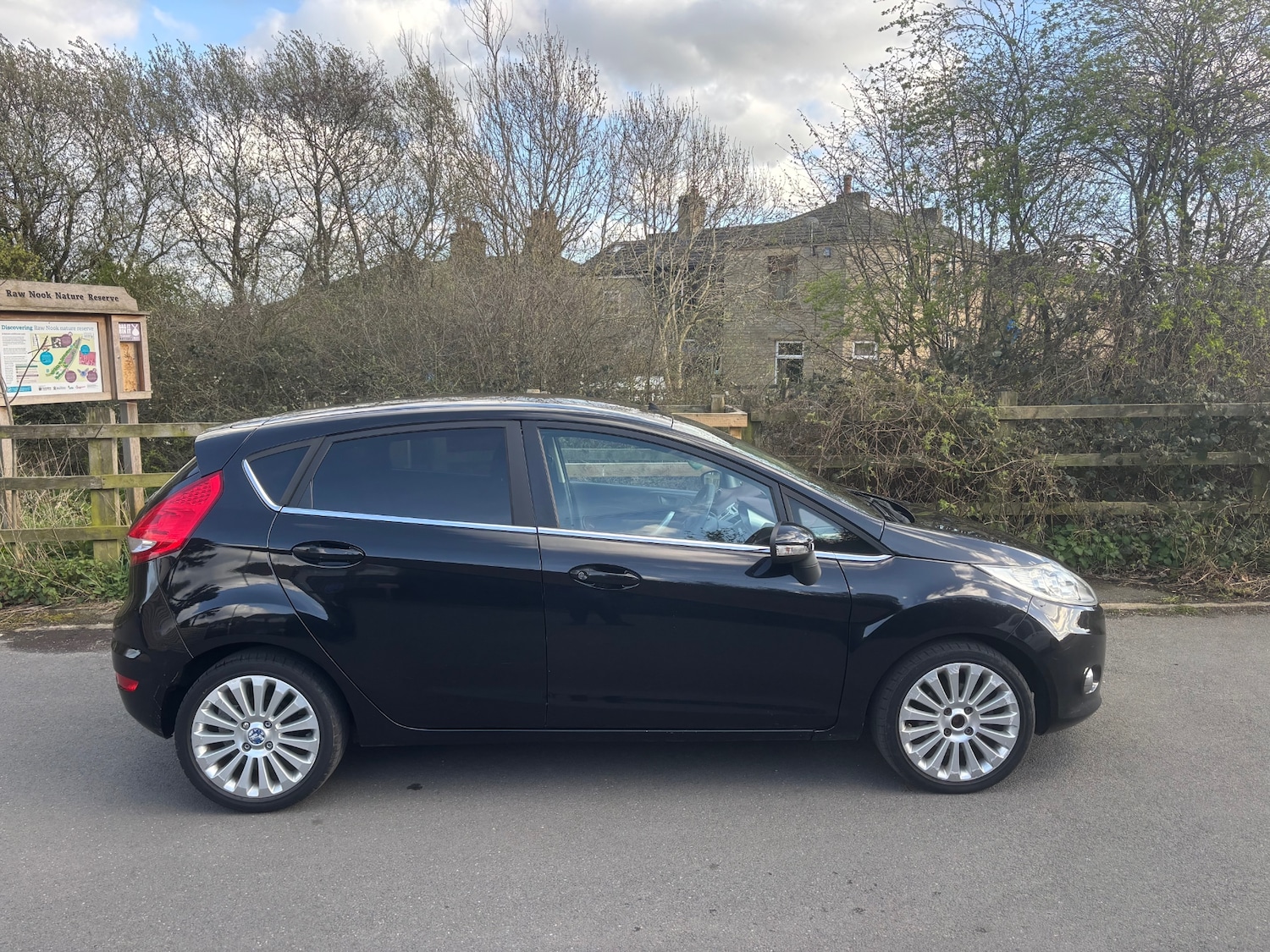 Used Ford Fiesta 2009 for sale - 78140585: Photo 8