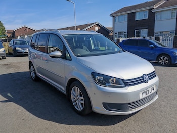 Used Volkswagen Touran 2013 for sale - 78695926: Photo