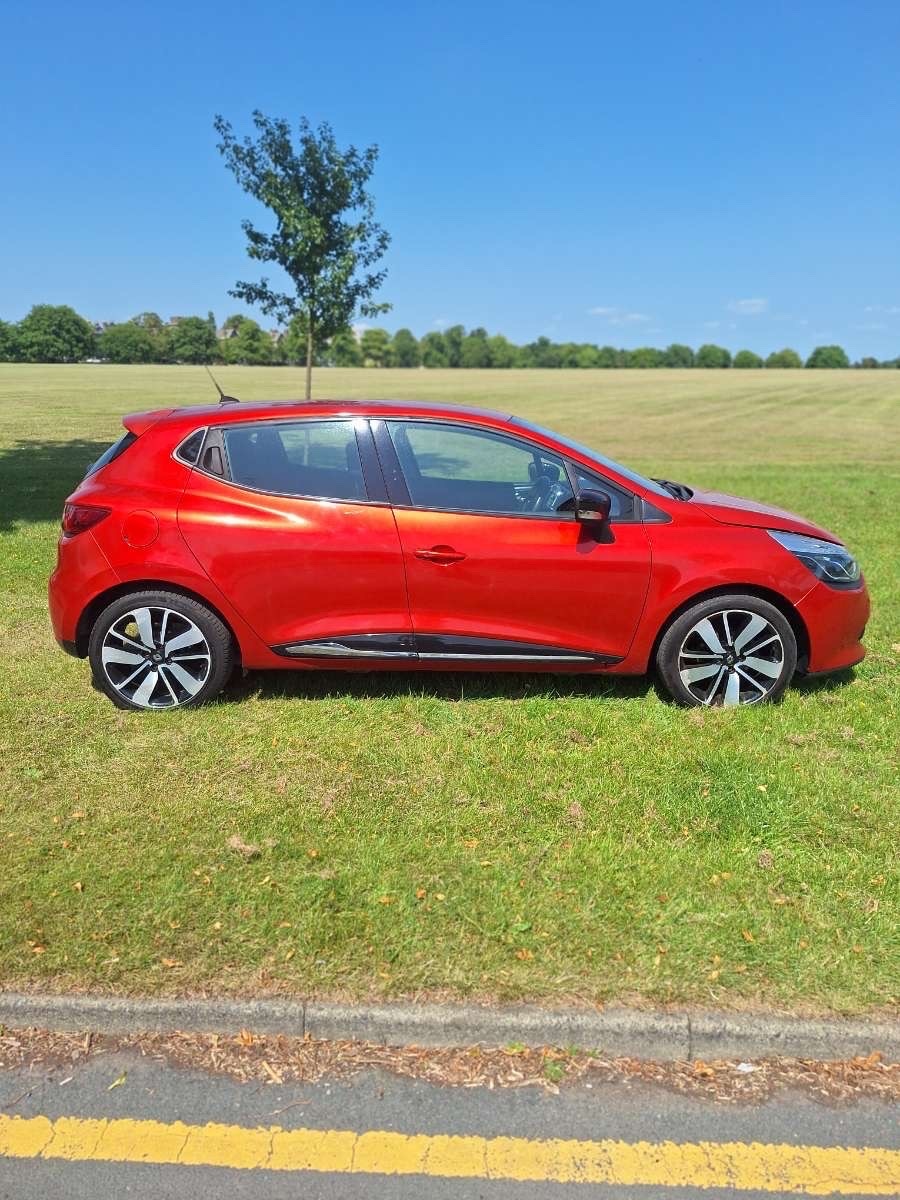 Used Renault Clio 2014 for sale - 76377031: Photo 2