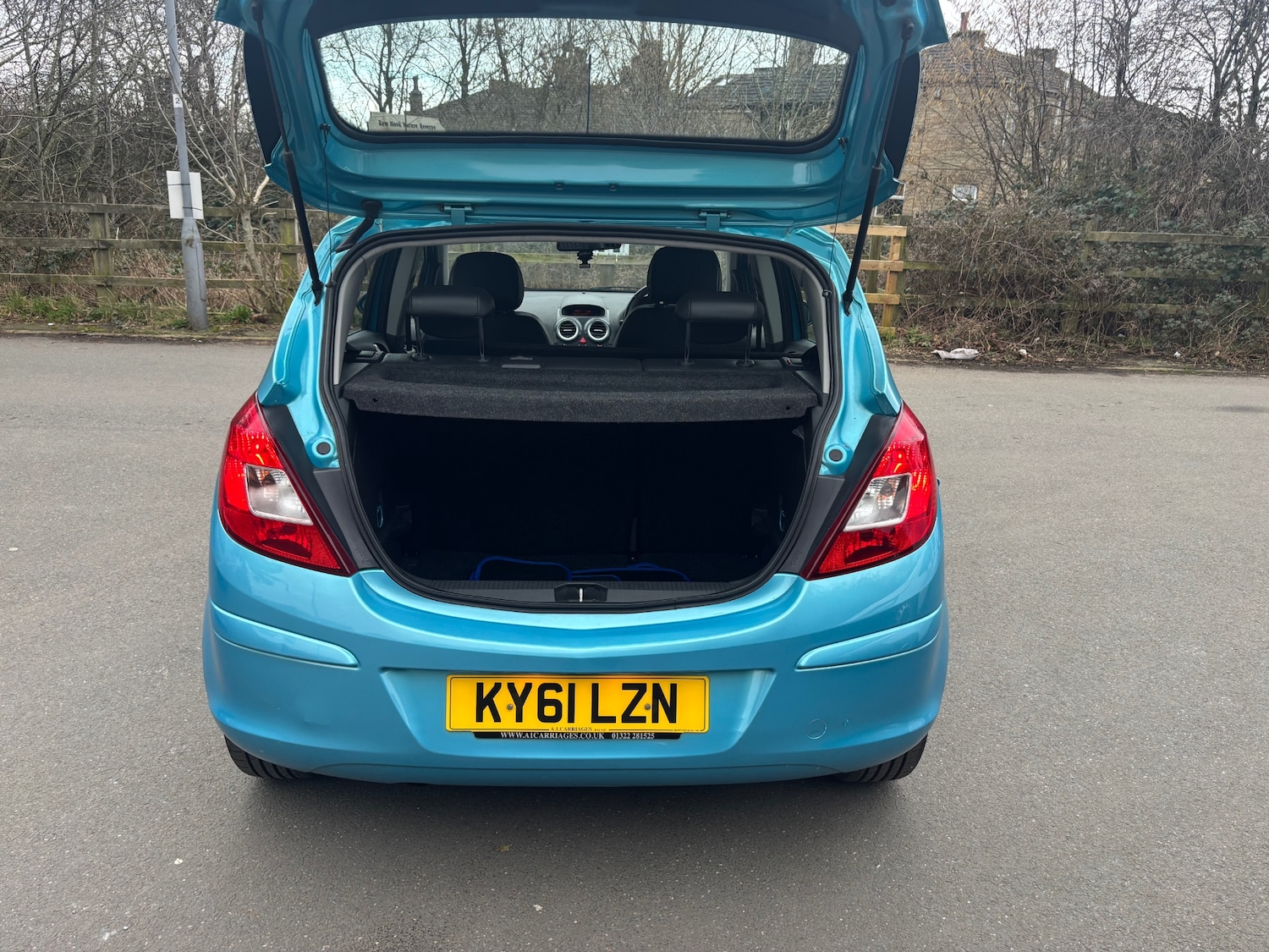 Used Vauxhall Corsa 2011 for sale - 77718945: Photo 16