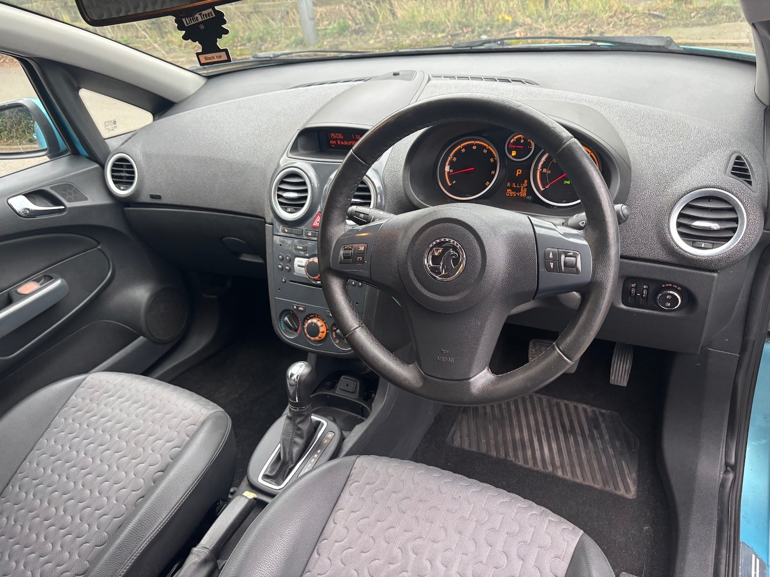 Used Vauxhall Corsa 2011 for sale - 77718945: Photo 18