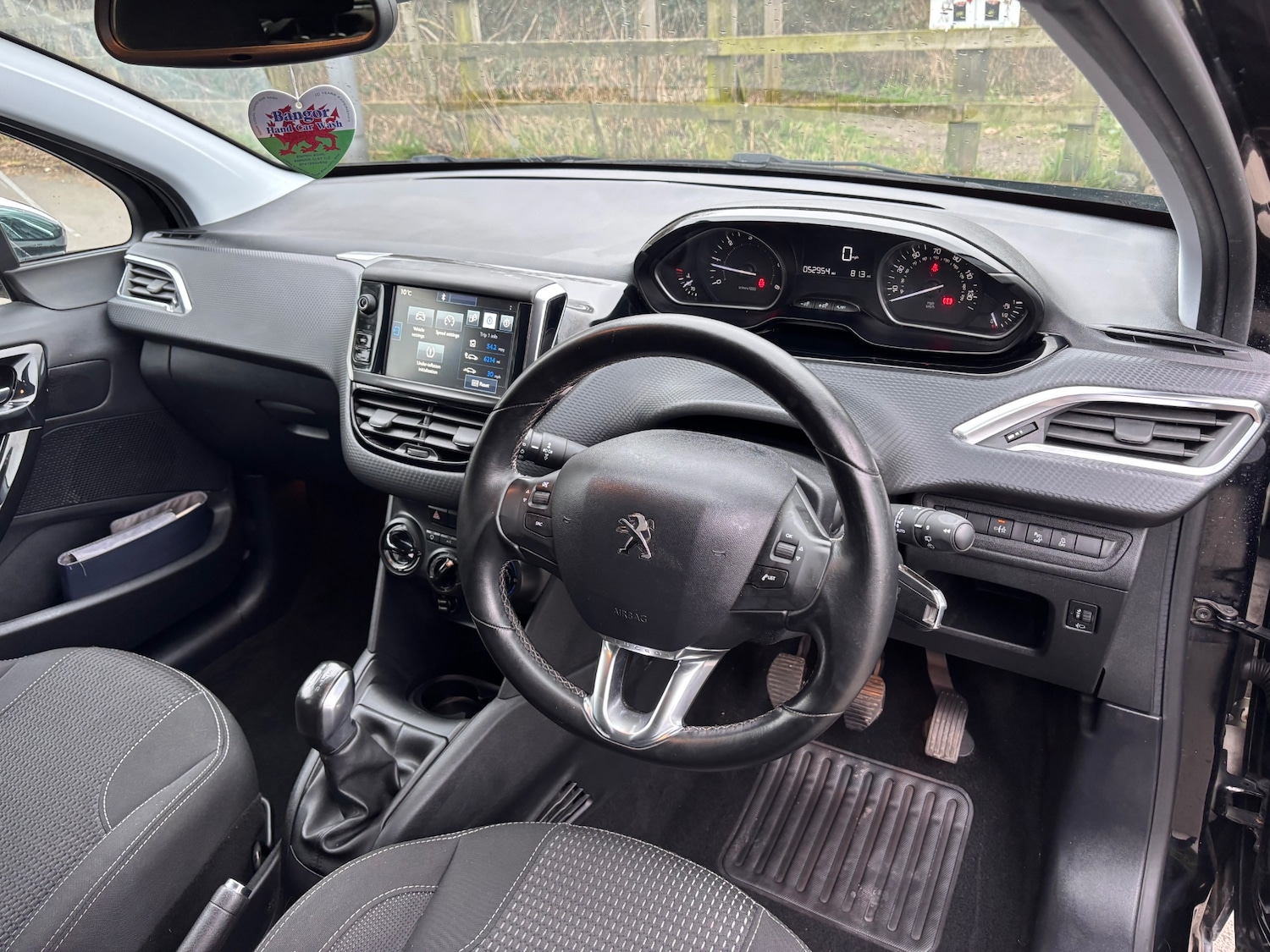 Used Peugeot 208 2016 for sale - 77789102: Photo 18