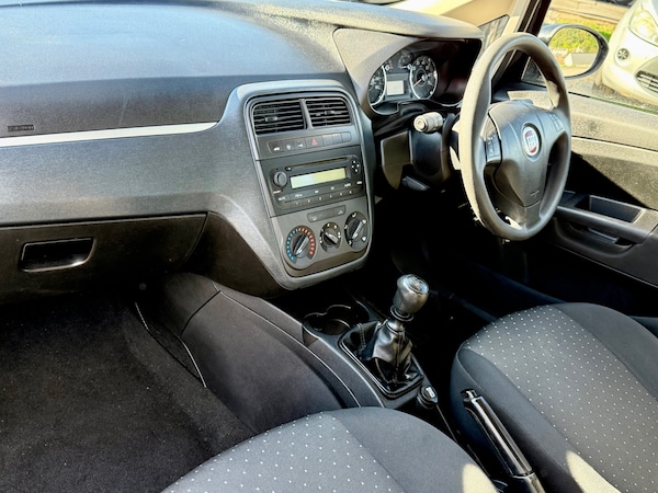 Used Fiat Grande Punto 2009 for sale - 76076759: Photo 17