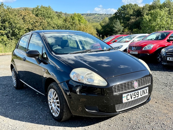 Used Fiat Grande Punto 2009 for sale - 76076759: Photo 2