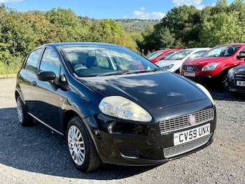 Used Fiat Grande Punto 2009 for sale - 76076759: Photo