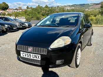 Used Fiat Grande Punto 2009 for sale - 76076759: Photo