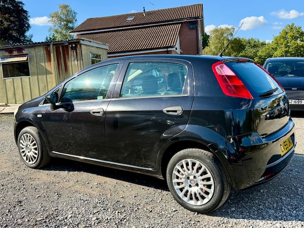 Used Fiat Grande Punto 2009 for sale - 76076759: Photo 8