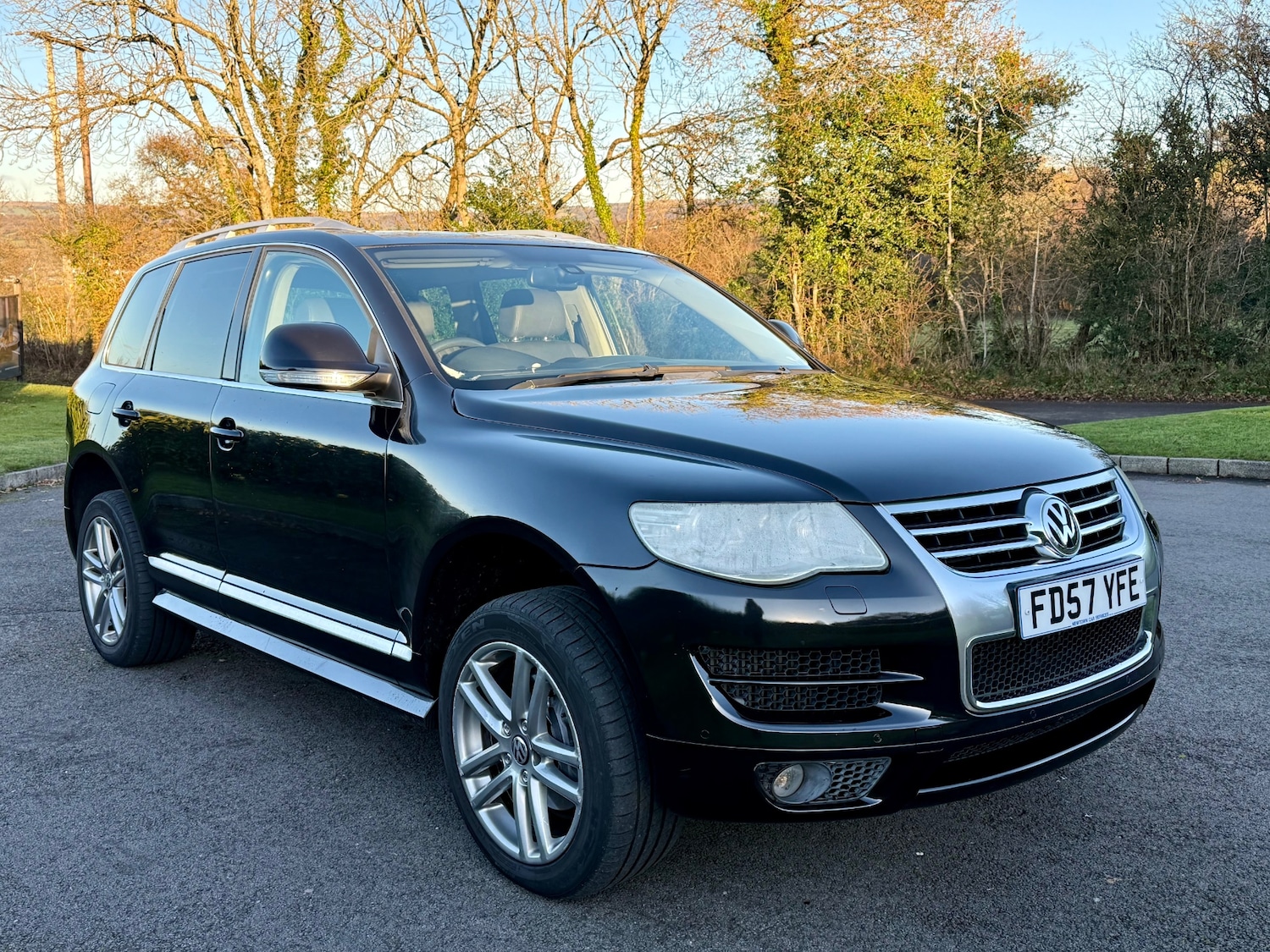 Used Volkswagen Touareg 2007 for sale - 76720140: Photo 1