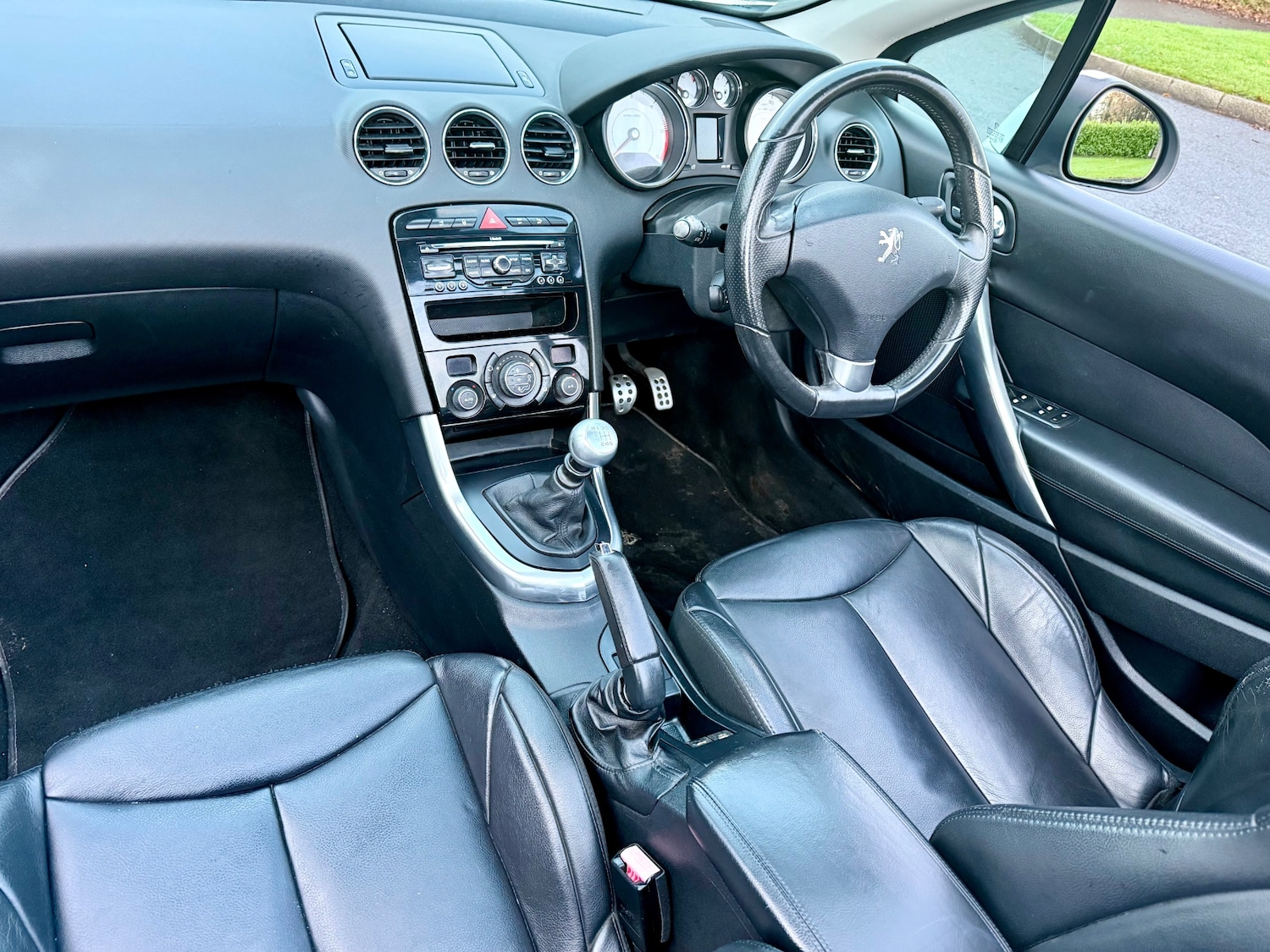 Used Peugeot 308 2010 for sale - 76553723: Photo 21