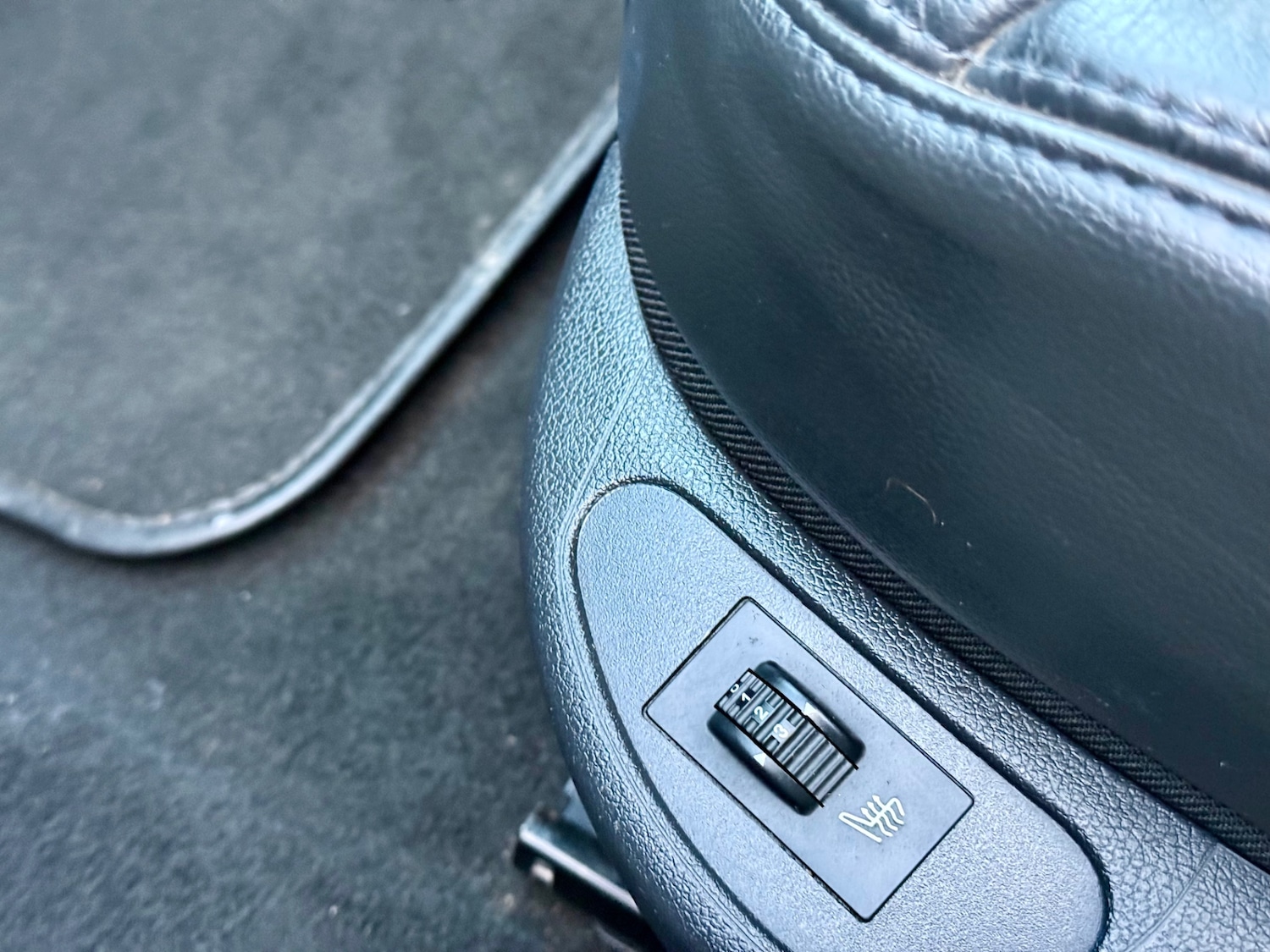 Used Peugeot 308 2010 for sale - 76553723: Photo 23