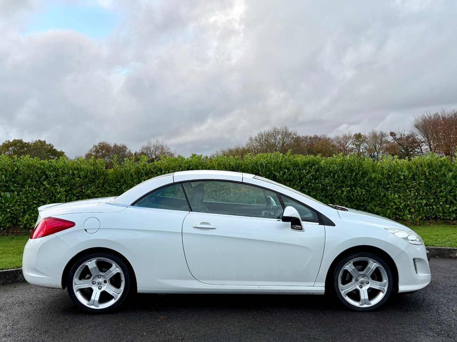 Used Peugeot 308 2010 for sale - 76553723: Photo 8