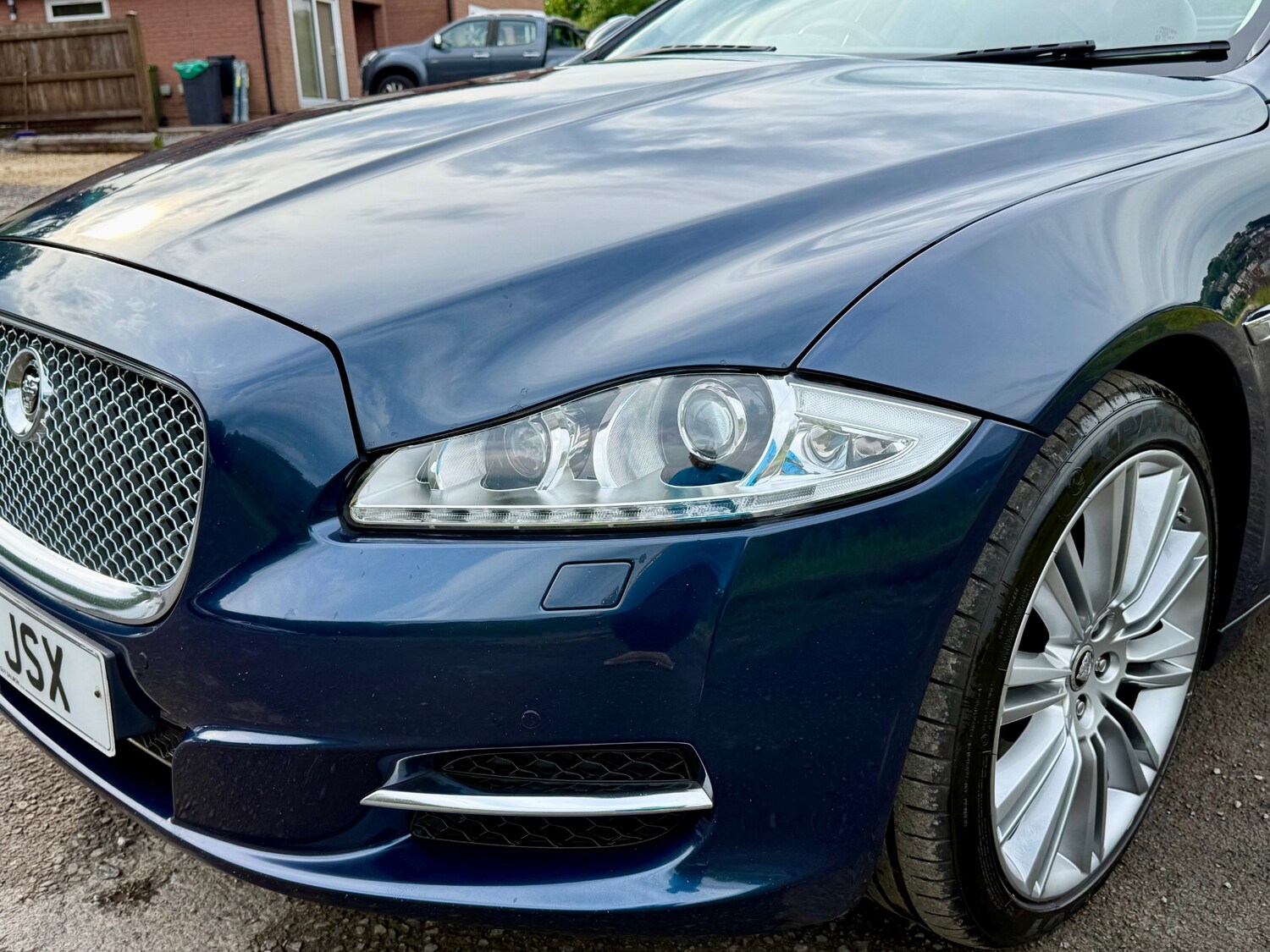 Used Jaguar XJ 2010 for sale - 78105764: Photo 29