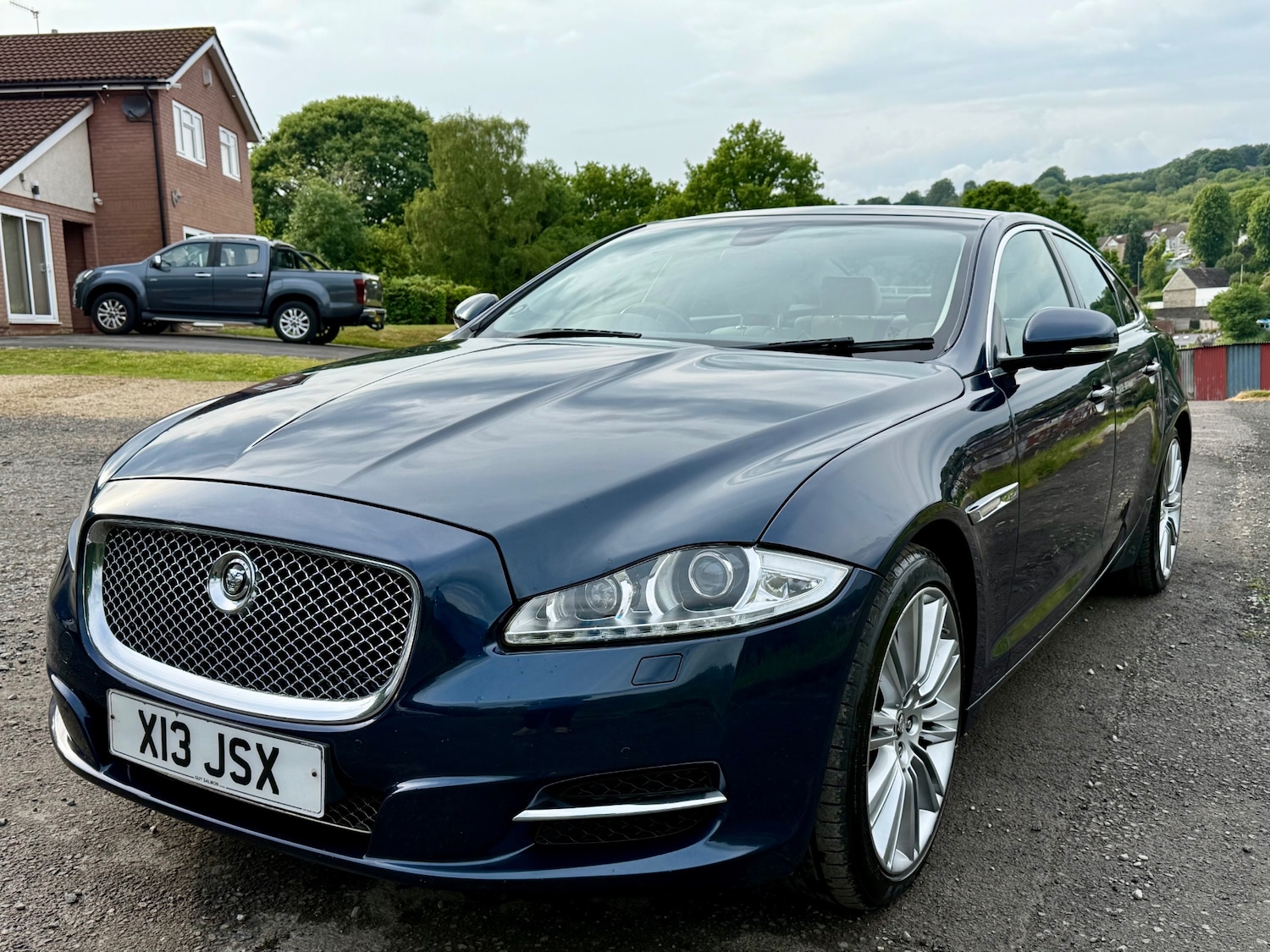 Used Jaguar XJ 2010 for sale - 78105764: Photo 3