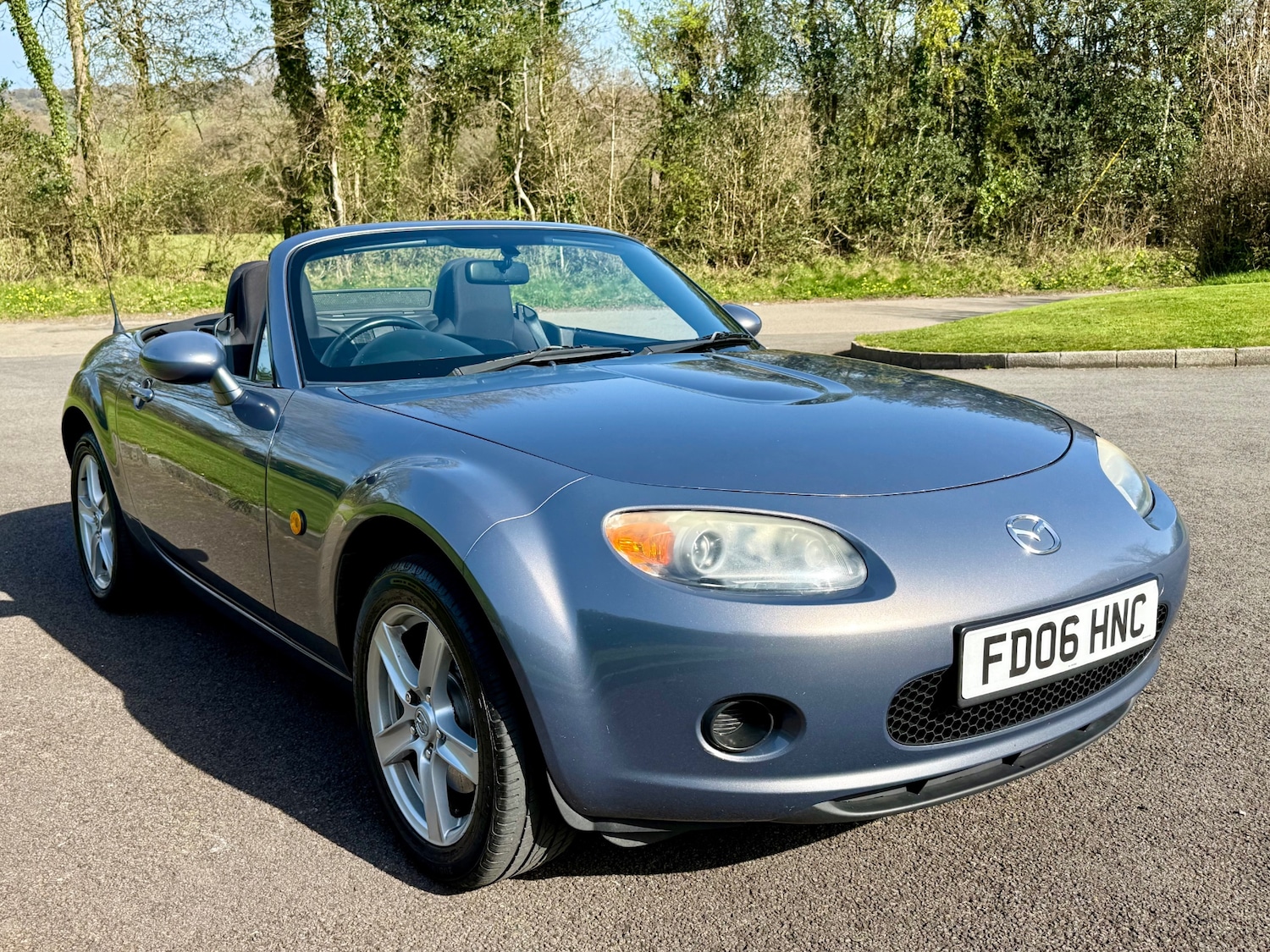 Used Mazda MX-5 2006 for sale - 78162552: Photo 2