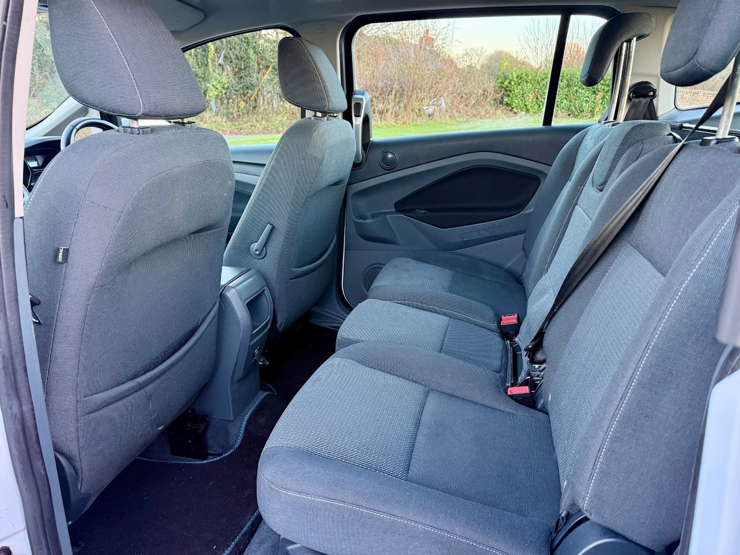 Used Ford Grand C-Max 2012 for sale - 76626777: Photo 15