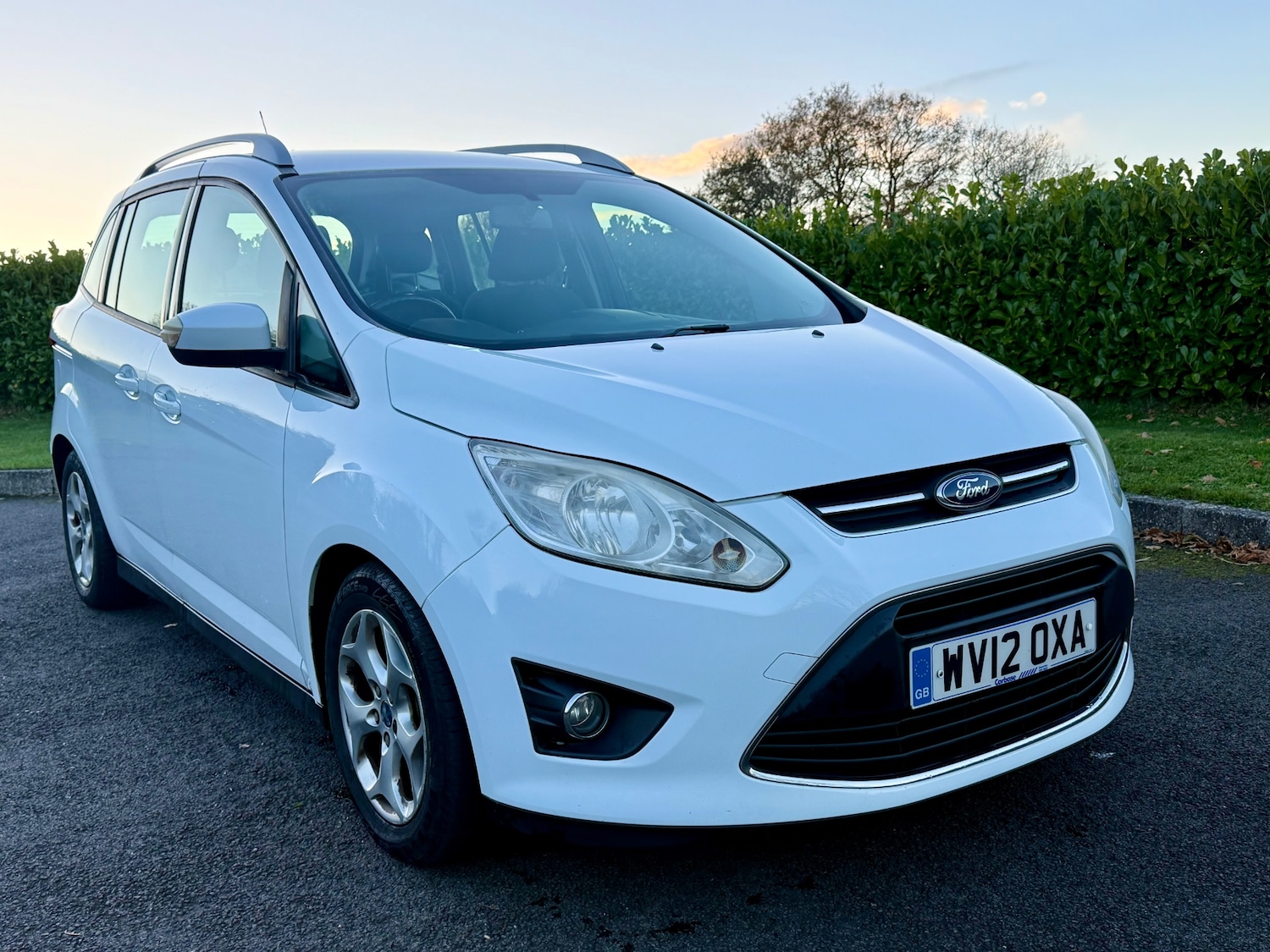 Used Ford Grand C-Max 2012 for sale - 76626777: Photo 2