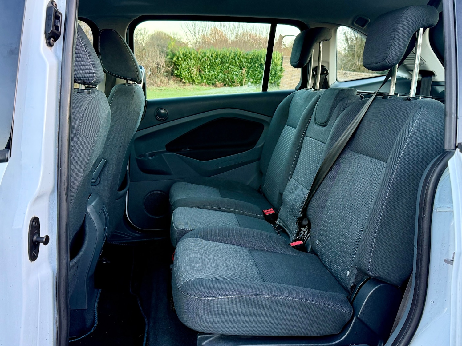 Used Ford Grand C-Max 2012 for sale - 76626777: Photo 24