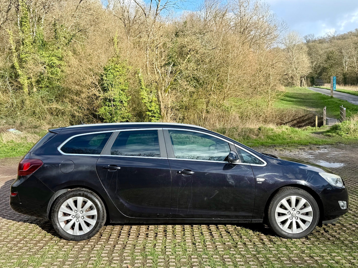 Used Vauxhall Astra 2011 for sale - 77775107: Photo 12