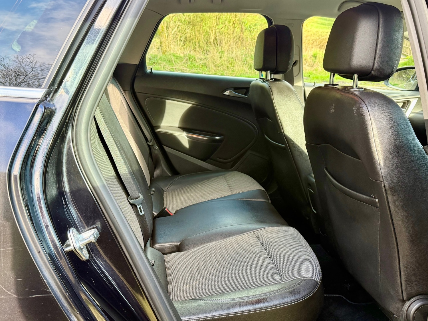 Used Vauxhall Astra 2011 for sale - 77775107: Photo 18