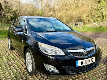 Used Vauxhall Astra 2011 for sale - 77775107: Photo