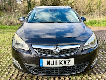 Used Vauxhall Astra 2011 for sale - 77775107: Photo