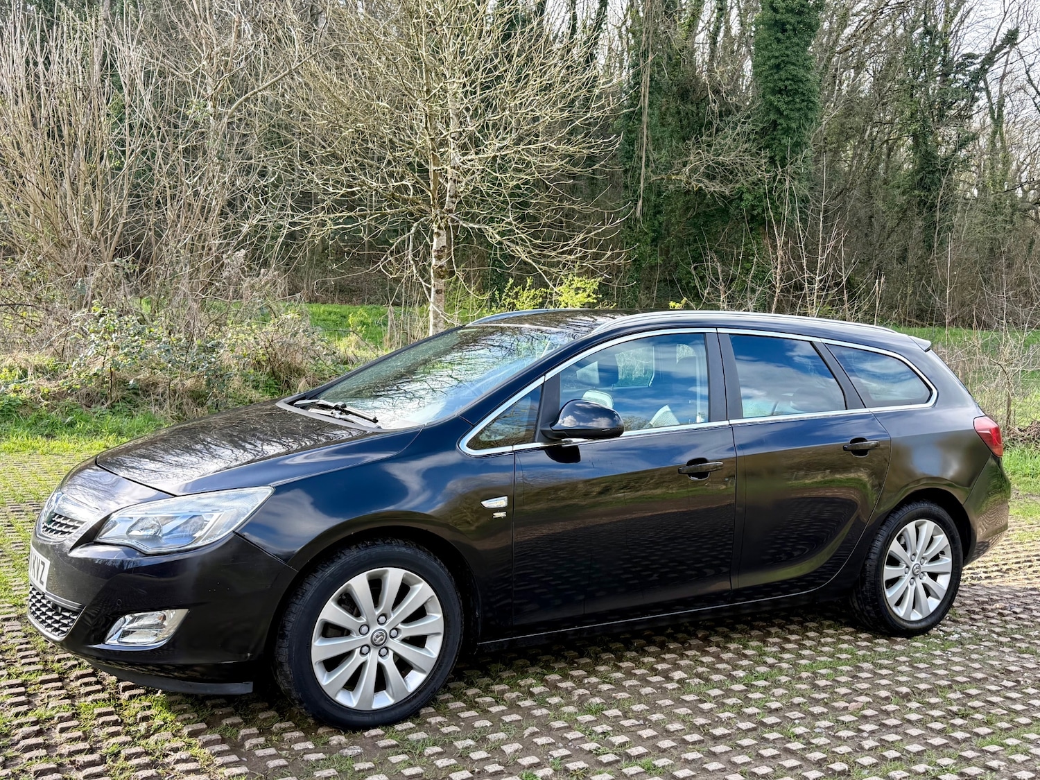 Used Vauxhall Astra 2011 for sale - 77775107: Photo 5