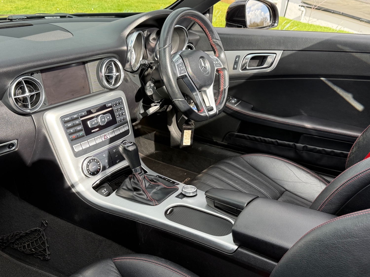 Used Mercedes-Benz SLK 2011 for sale - 77845208: Photo 15