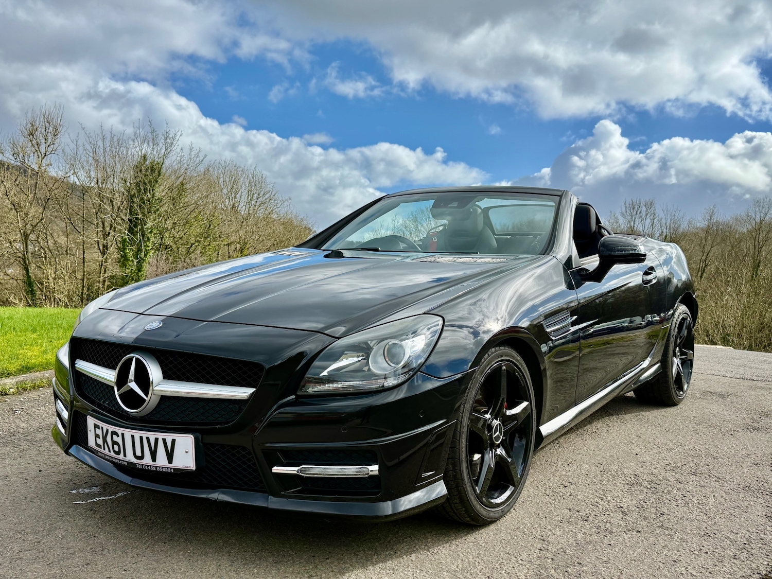 Used Mercedes-Benz SLK 2011 for sale - 77845208: Photo 2