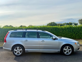 Used Volvo V70 2012 for sale - 79539755: Photo
