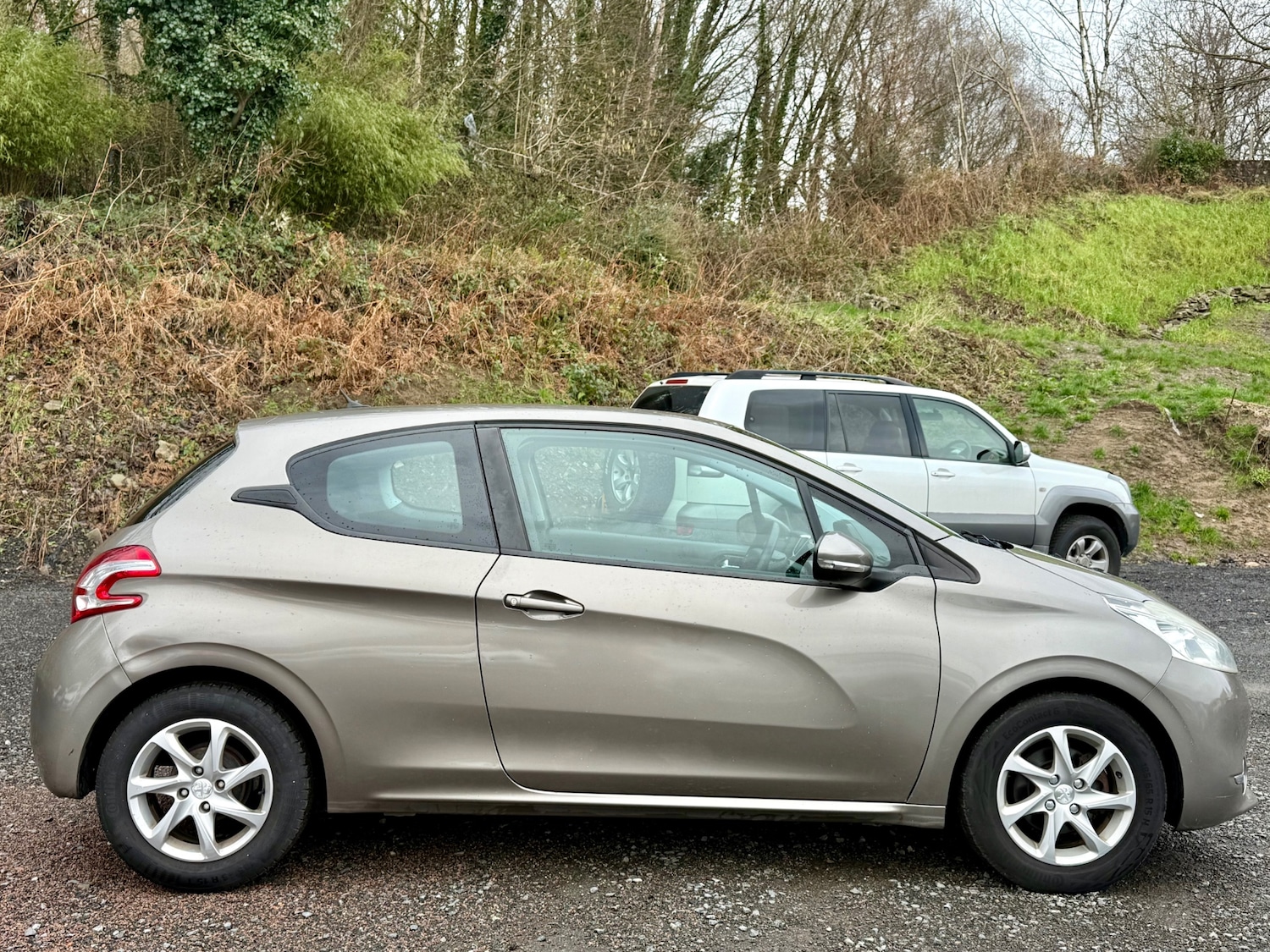 Used Peugeot 208 2014 for sale - 77459575: Photo 13