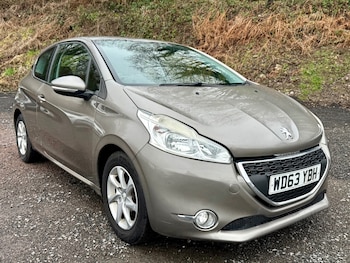 Used Peugeot 208 2014 for sale - 77459575: Photo