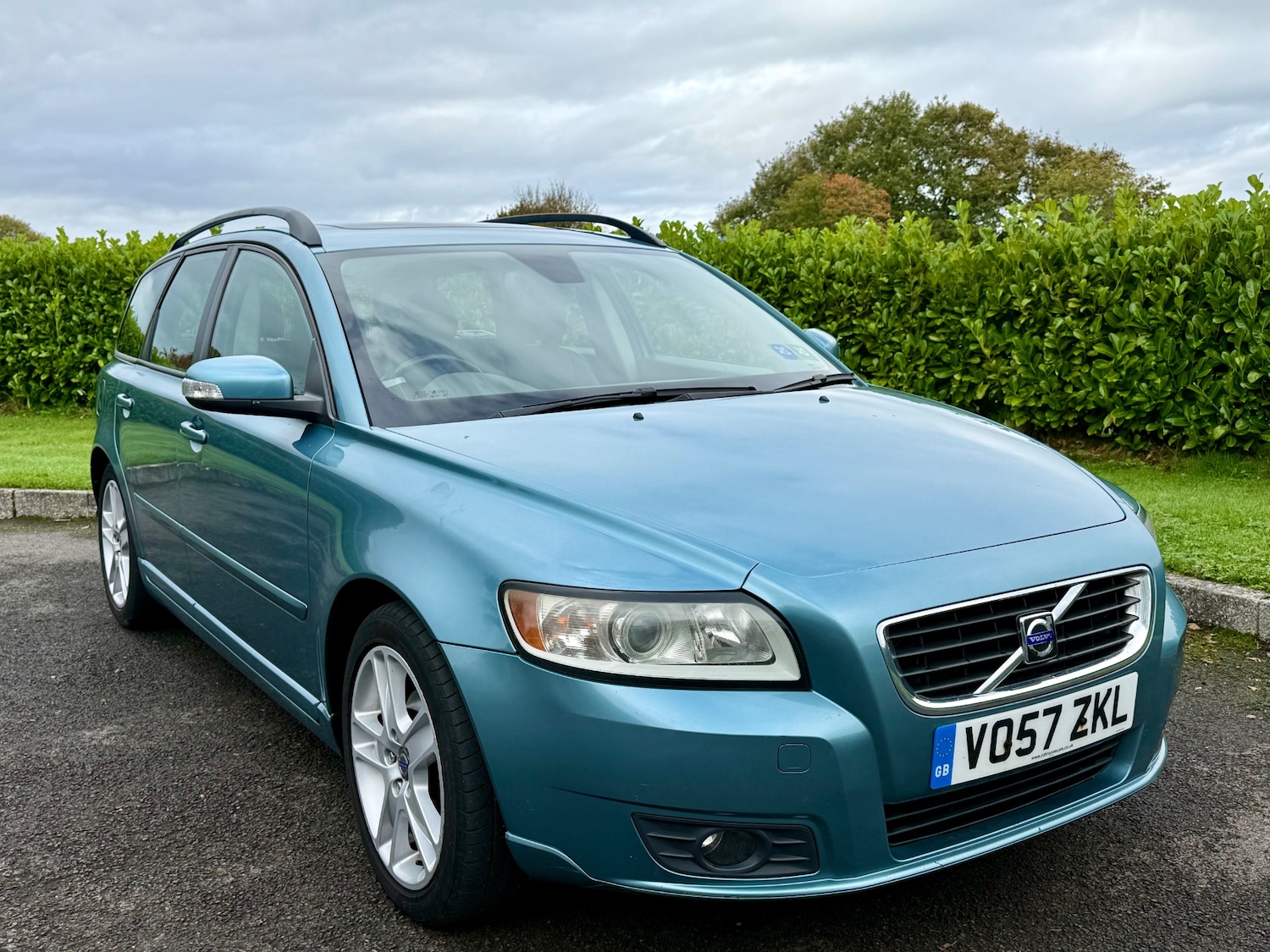 Used Volvo V50 2007 for sale - 76379113: Photo 2