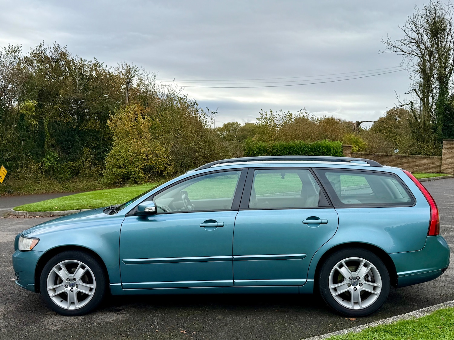 Used Volvo V50 2007 for sale - 76379113: Photo 7