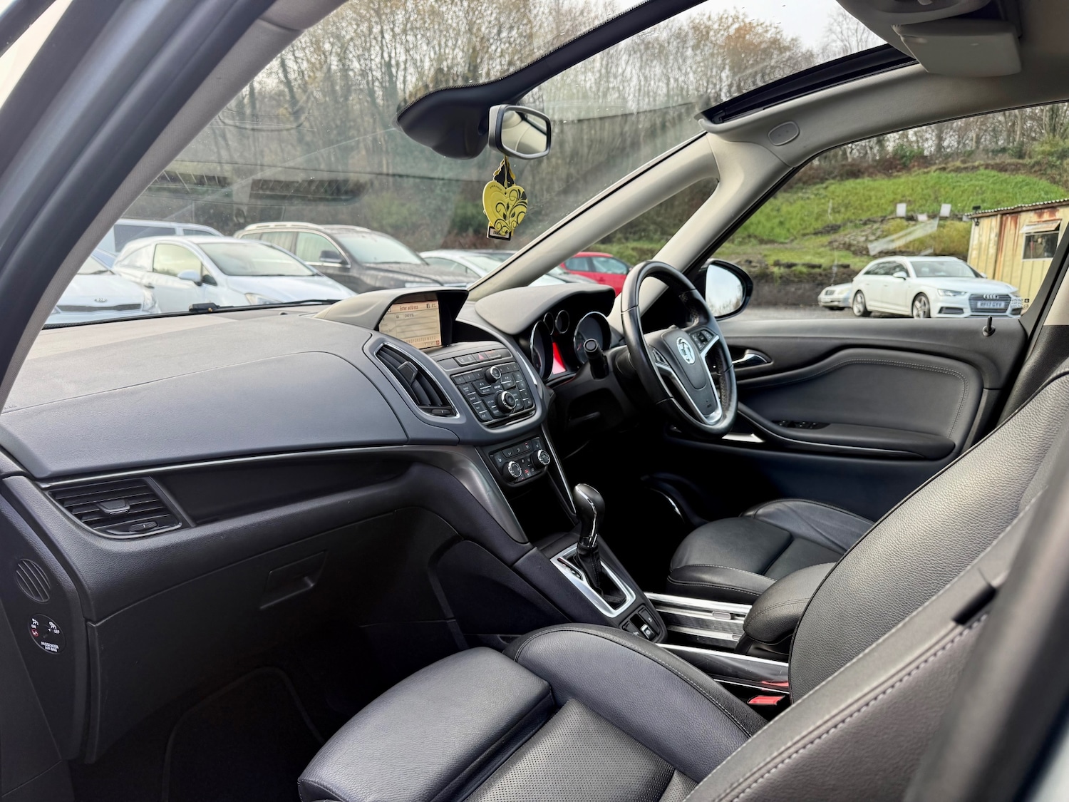 Used Vauxhall Zafira 2012 for sale - 76770180: Photo 17